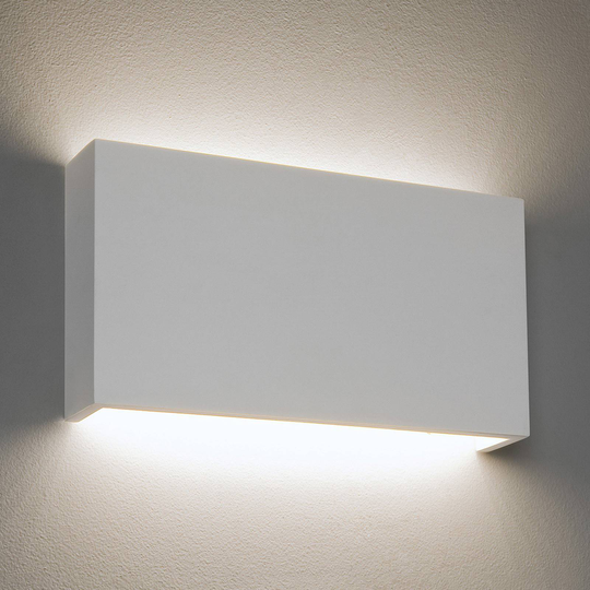 Astro Rio 325 -LED-seinäl., kipsiä 2°700 K, him.