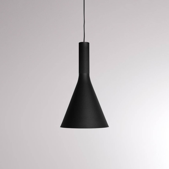 Lora Shade 1 -LED-riippuvalaisin 2 700 K musta