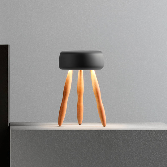 OLEV Drum -design-pöytälamppu, akku, puu/musta