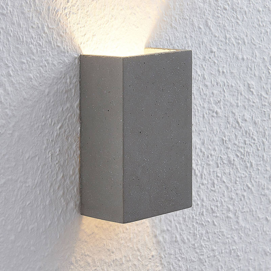 Lindby Albin LED-seinävalaisin betonista
