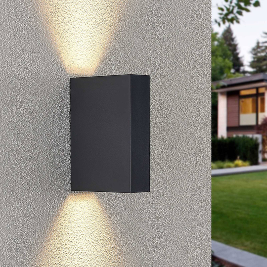 Lindby Ugar -LED-ulkoseinälamppu, 4,8 cm up/down