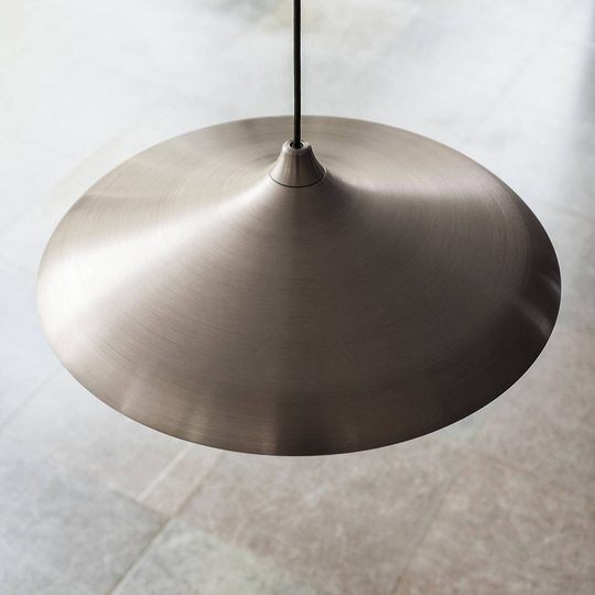 Menu Circular Lamp LED-riippuvalaisin, pronssi