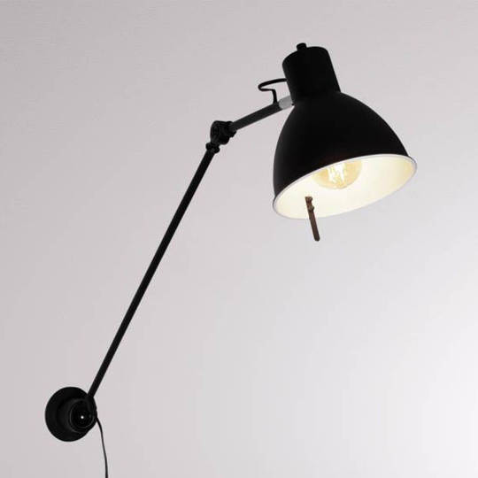 Iwo 2 -seinälamppu pistokkeella, ulottuma 106,6 cm