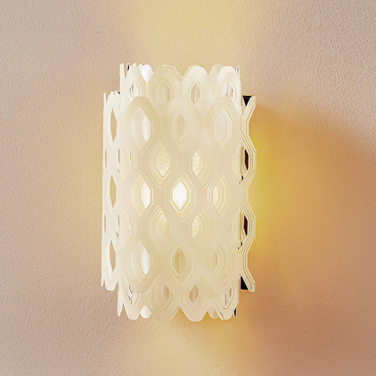 Slamp Charlotte -seinävalaisin, kennokuvio