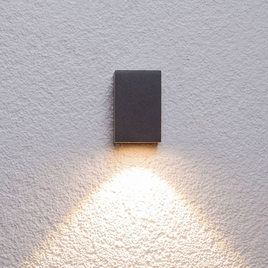 Grafiitinharmaa LED-valaisin Tavi, korkeus 9,5 cm