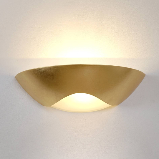 Hienostunut seinävalaisin Matteo Curve, kulta