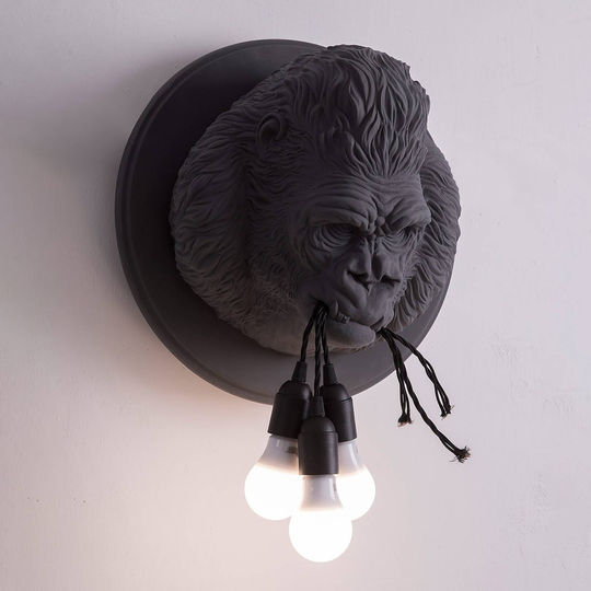 Karman Ugo Rilla - design-seinävalaisin, harmaa