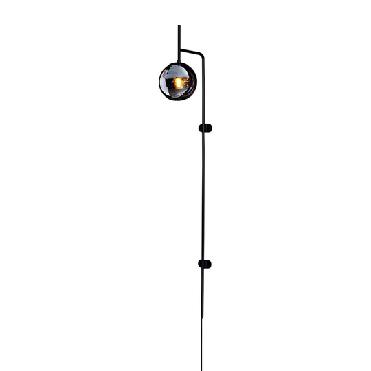 By Rydéns Boyle -seinävalaisin johdolla, 135 cm