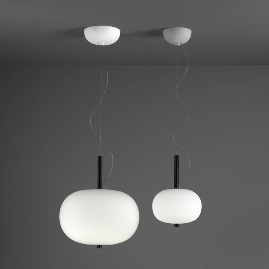LEDS-C4 Ilargi -LED-riippuvalo, tumma, Ø 24 cm